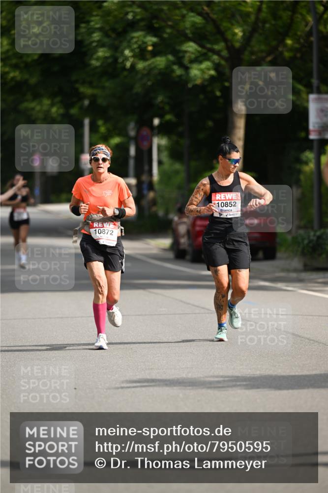 15.06.2025 - REWE Women's Run Dr. Thomas Lammeyer http://msf.ph/oto/7950595 15.06.2025 09:36:11 Laufen 10872, 10852 meine-sportfotos.de