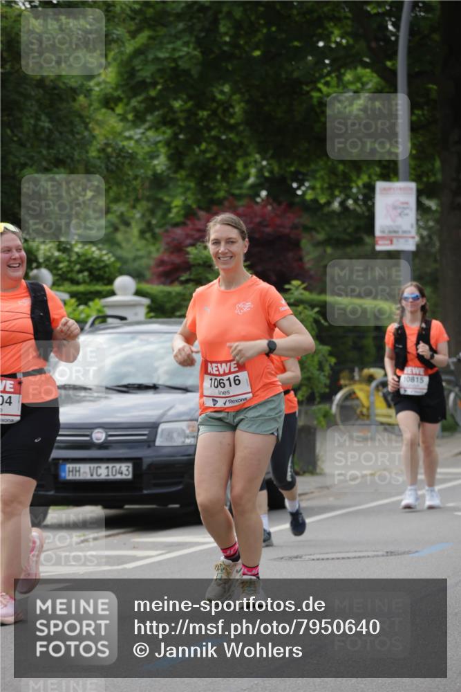 15.06.2025 - REWE Women's Run Jannik Wohlers http://msf.ph/oto/7950640 15.06.2025 08:32:50 Laufen 4, 1043, 10616 meine-sportfotos.de