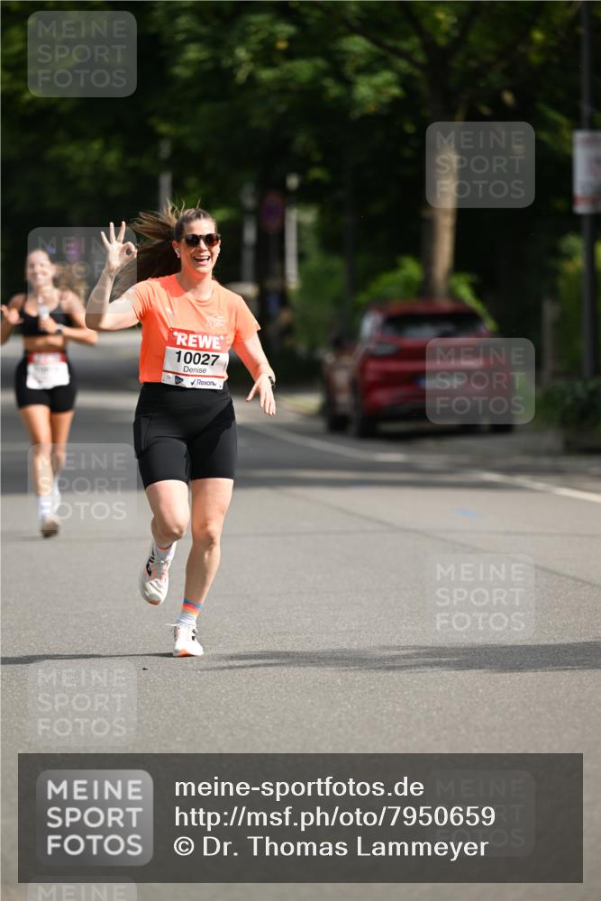 15.06.2025 - REWE Women's Run Dr. Thomas Lammeyer http://msf.ph/oto/7950659 15.06.2025 09:36:17 Laufen 10027 meine-sportfotos.de