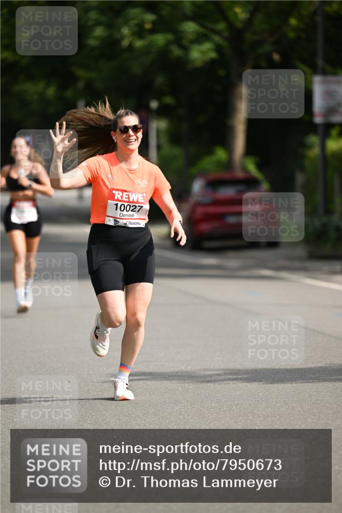 15.06.2025 - REWE Women's Run Dr. Thomas Lammeyer http://msf.ph/oto/7950673 15.06.2025 09:36:17 Laufen 10027 meine-sportfotos.de