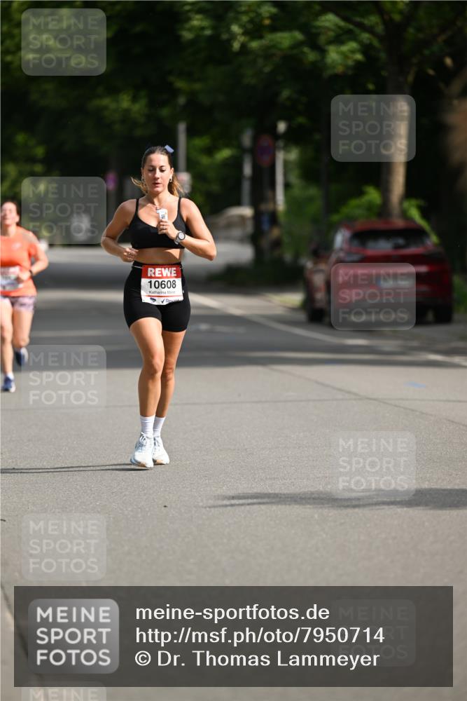 15.06.2025 - REWE Women's Run Dr. Thomas Lammeyer http://msf.ph/oto/7950714 15.06.2025 09:36:19 Laufen 10608 meine-sportfotos.de