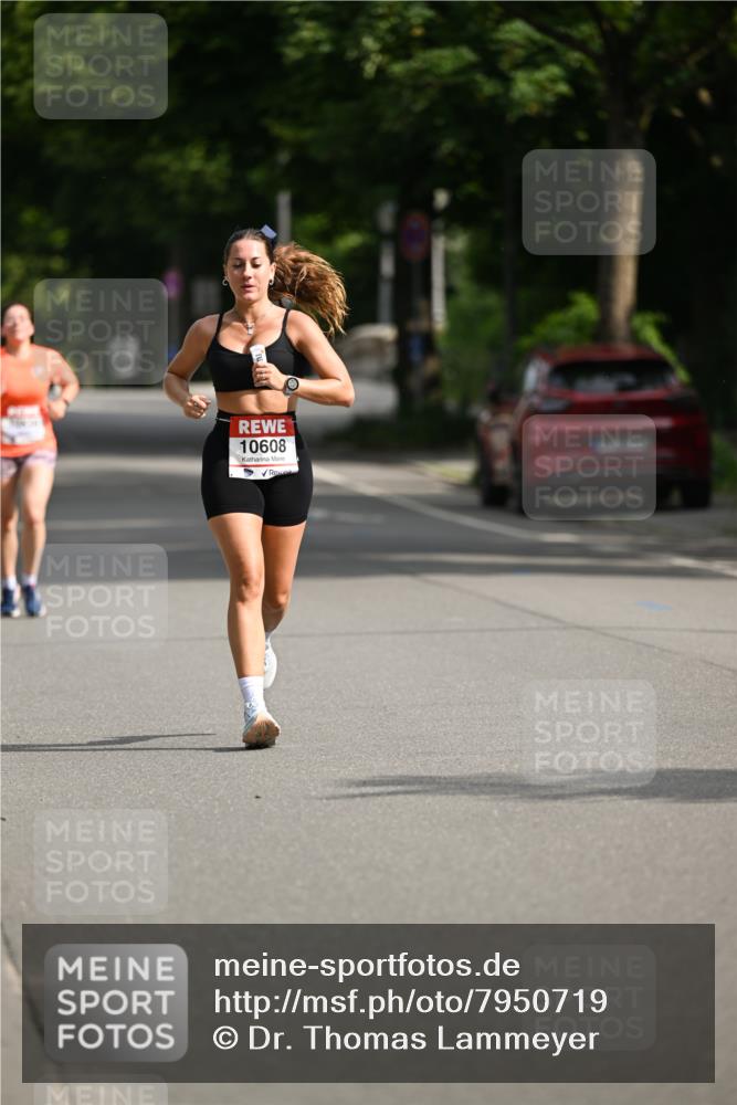 15.06.2025 - REWE Women's Run Dr. Thomas Lammeyer http://msf.ph/oto/7950719 15.06.2025 09:36:19 Laufen 10608 meine-sportfotos.de
