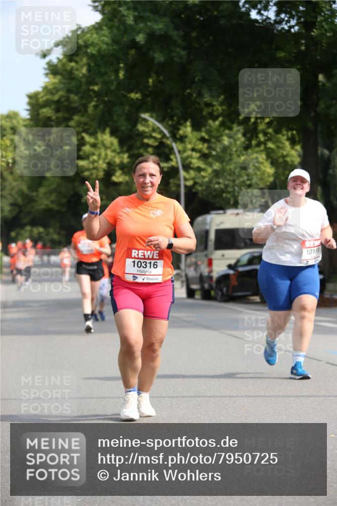 15.06.2025 - REWE Women's Run Jannik Wohlers http://msf.ph/oto/7950725 15.06.2025 09:49:47 Laufen 10316, 10169 meine-sportfotos.de