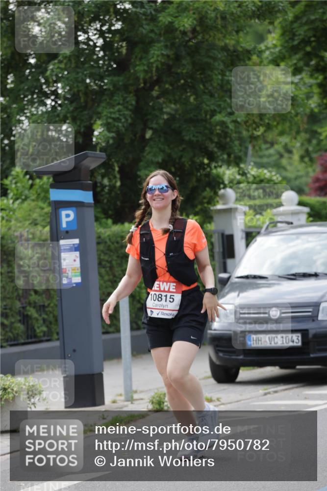 15.06.2025 - REWE Women's Run Jannik Wohlers http://msf.ph/oto/7950782 15.06.2025 08:32:54 Laufen 10815, 1043 meine-sportfotos.de