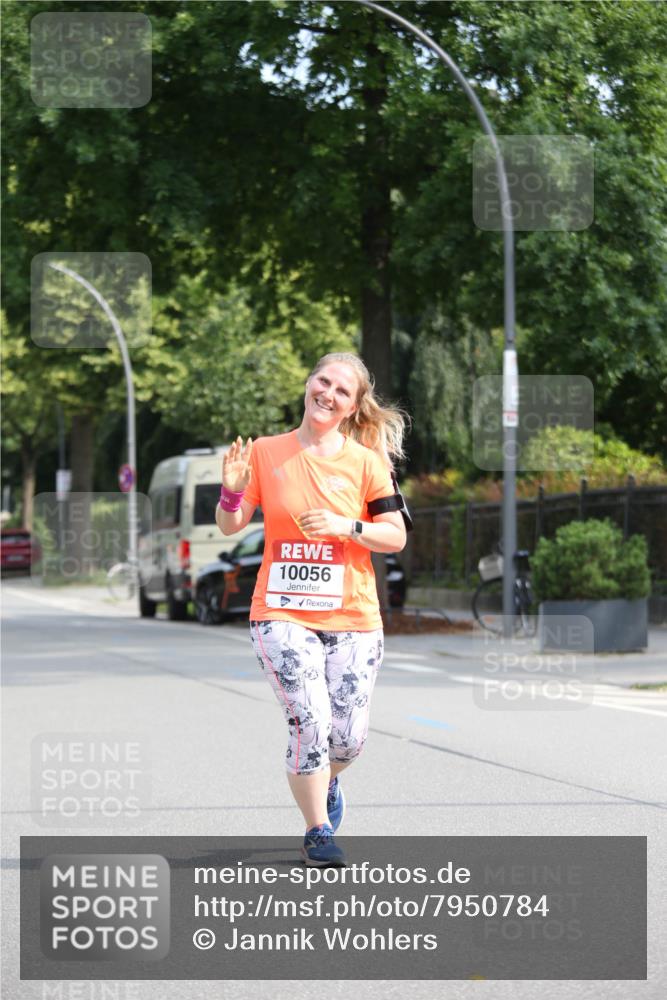 15.06.2025 - REWE Women's Run Jannik Wohlers http://msf.ph/oto/7950784 15.06.2025 09:49:54 Laufen 10056 meine-sportfotos.de