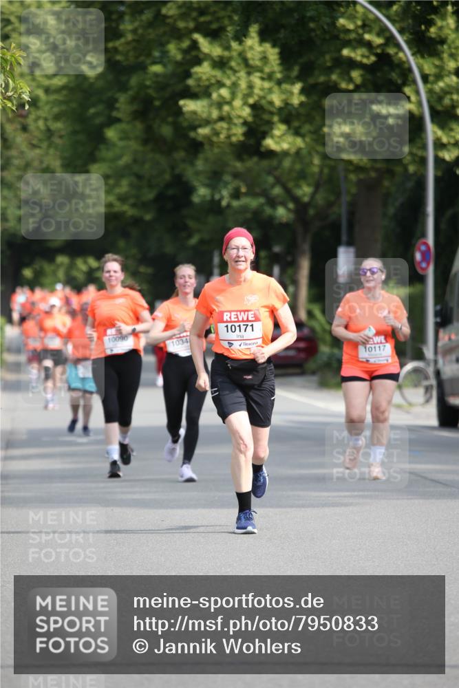 15.06.2025 - REWE Women's Run Jannik Wohlers http://msf.ph/oto/7950833 15.06.2025 09:50:05 Laufen 10171, 10117 meine-sportfotos.de