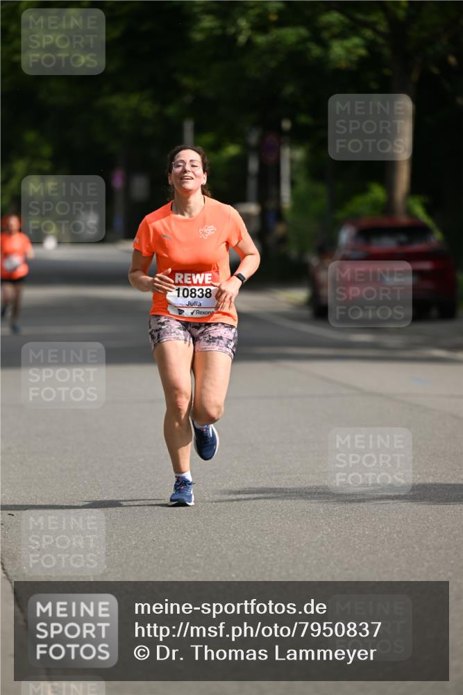 15.06.2025 - REWE Women's Run Dr. Thomas Lammeyer http://msf.ph/oto/7950837 15.06.2025 09:36:24 Laufen 10838 meine-sportfotos.de