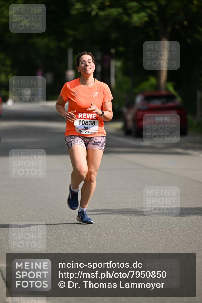 15.06.2025 - REWE Women's Run Dr. Thomas Lammeyer http://msf.ph/oto/7950850 15.06.2025 09:36:25 Laufen 10838 meine-sportfotos.de