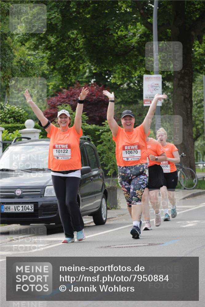 15.06.2025 - REWE Women's Run Jannik Wohlers http://msf.ph/oto/7950884 15.06.2025 08:32:57 Laufen 1043, 10122, 10670, 15, 9606 meine-sportfotos.de