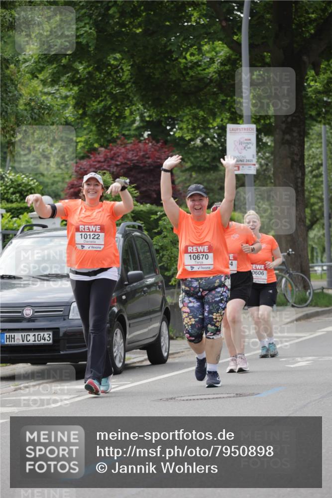 15.06.2025 - REWE Women's Run Jannik Wohlers http://msf.ph/oto/7950898 15.06.2025 08:32:58 Laufen 1043, 10122, 10670, 2025, 4, 0606 meine-sportfotos.de