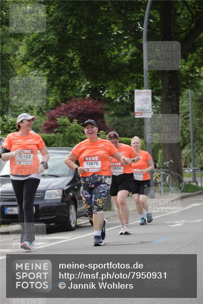 15.06.2025 - REWE Women's Run Jannik Wohlers http://msf.ph/oto/7950931 15.06.2025 08:32:58 Laufen 10122, 15, 2025, 10670, 10804, 0606 meine-sportfotos.de