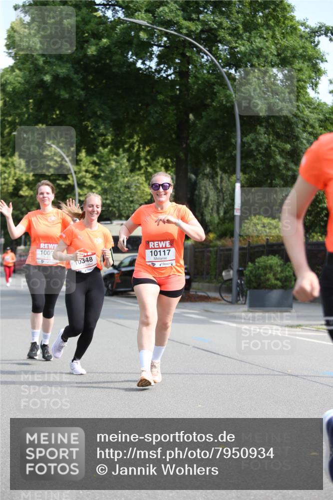 15.06.2025 - REWE Women's Run Jannik Wohlers http://msf.ph/oto/7950934 15.06.2025 09:50:11 Laufen 1009, 10117, 348 meine-sportfotos.de