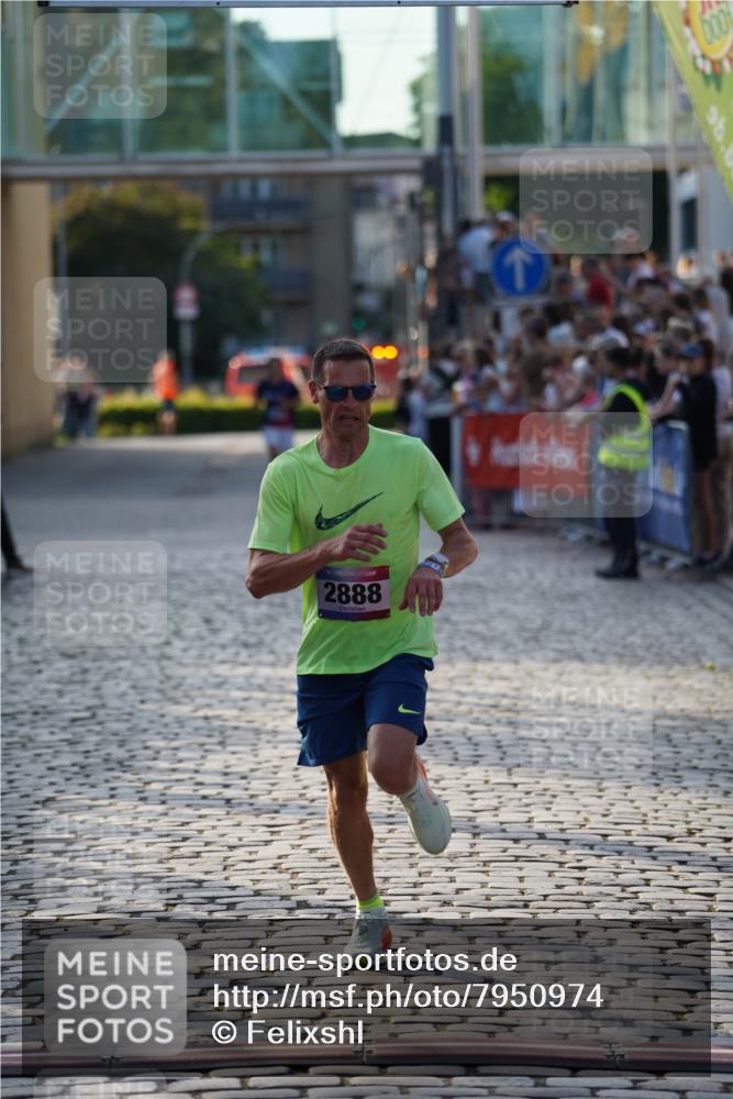 13.06.2025 - Holstenköstenlauf Felixshl http://msf.ph/oto/7950974 13.06.2025 19:37:09 Laufen 2048, 2831, 2888 meine-sportfotos.de