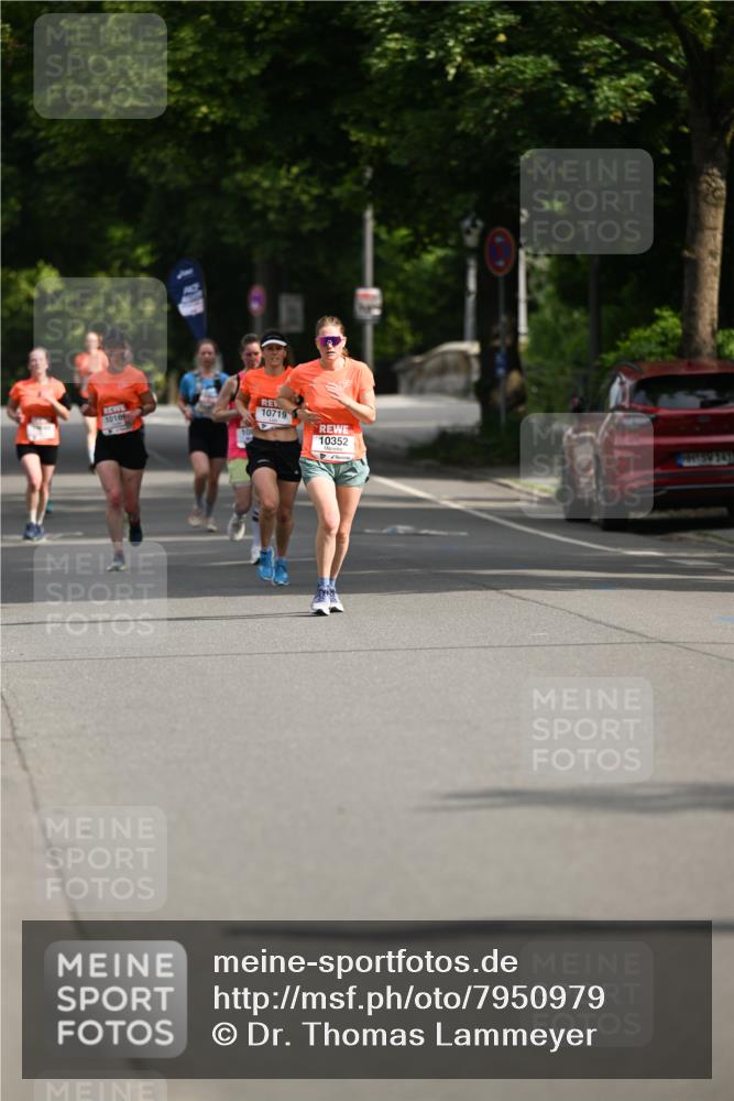 15.06.2025 - REWE Women's Run Dr. Thomas Lammeyer http://msf.ph/oto/7950979 15.06.2025 09:36:44 Laufen 10352 meine-sportfotos.de