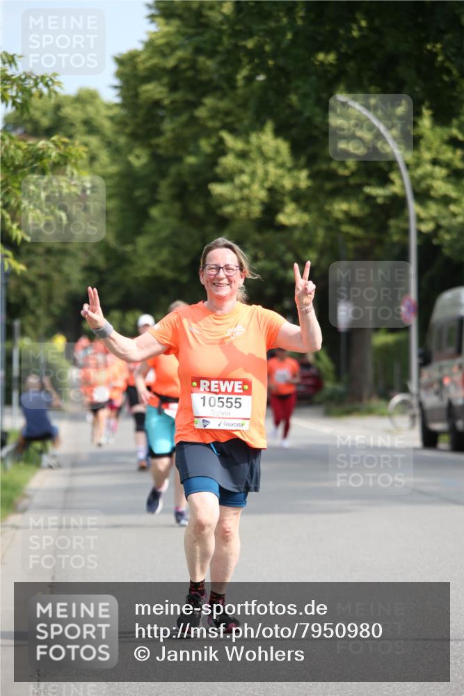 15.06.2025 - REWE Women's Run Jannik Wohlers http://msf.ph/oto/7950980 15.06.2025 09:50:14 Laufen 10555 meine-sportfotos.de