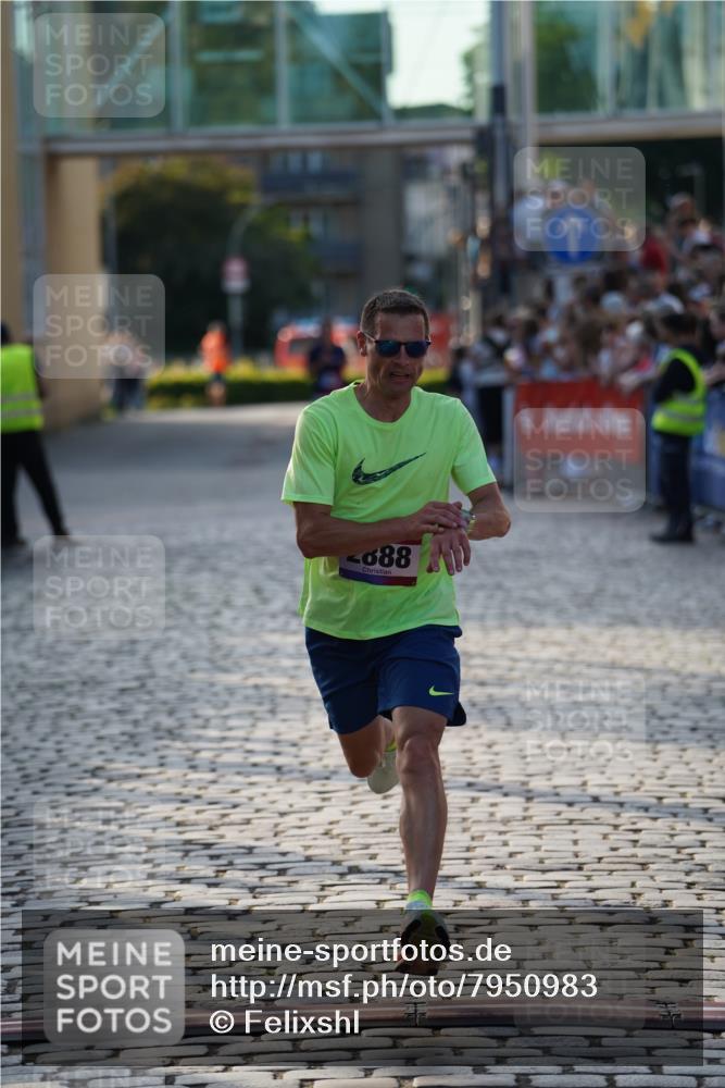 13.06.2025 - Holstenköstenlauf Felixshl http://msf.ph/oto/7950983 13.06.2025 19:37:09 Laufen 2048, 2831, 2888 meine-sportfotos.de