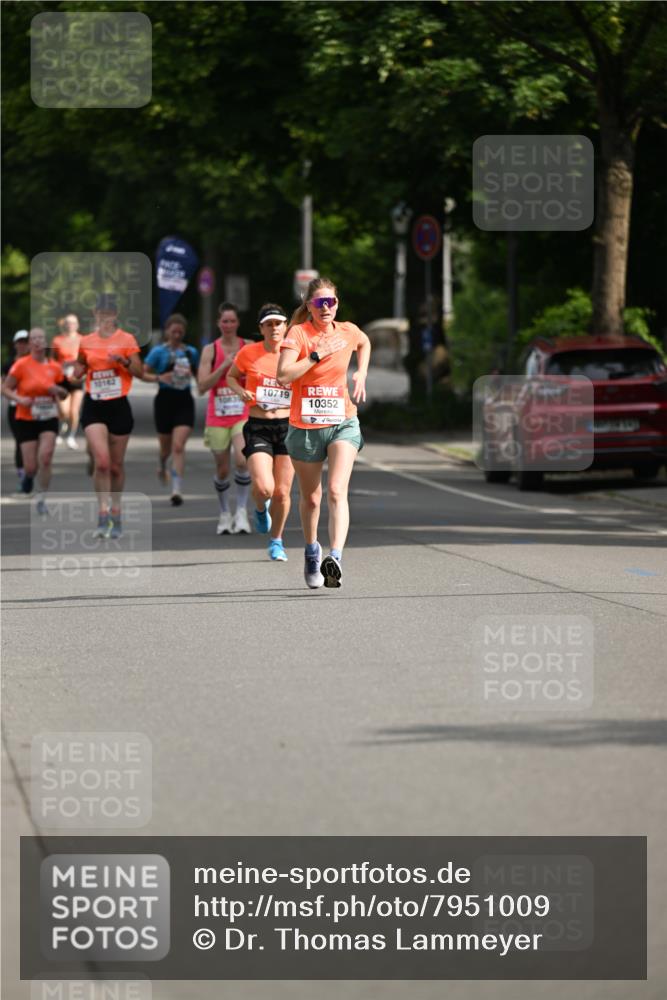 15.06.2025 - REWE Women's Run Dr. Thomas Lammeyer http://msf.ph/oto/7951009 15.06.2025 09:36:46 Laufen 10719, 10352 meine-sportfotos.de