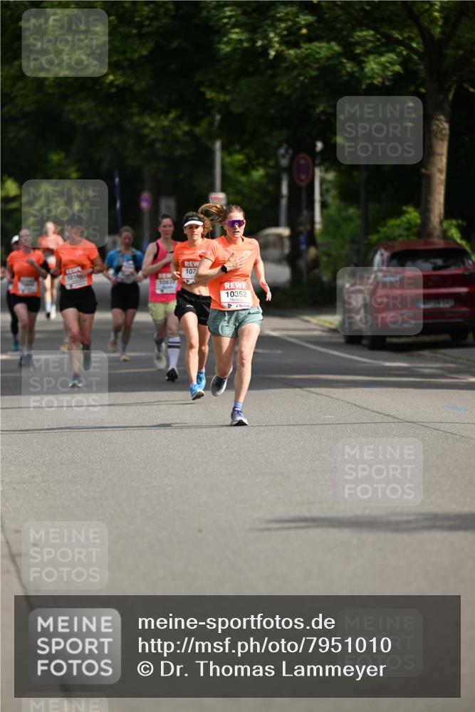 15.06.2025 - REWE Women's Run Dr. Thomas Lammeyer http://msf.ph/oto/7951010 15.06.2025 09:36:46 Laufen 1083, 10352 meine-sportfotos.de
