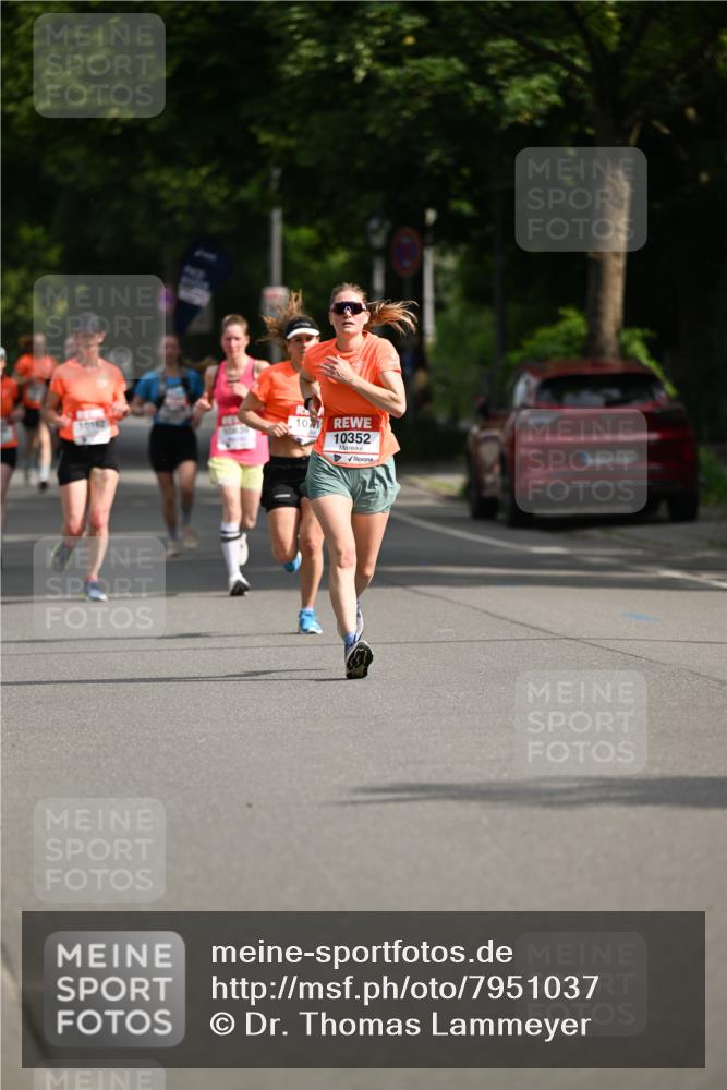 15.06.2025 - REWE Women's Run Dr. Thomas Lammeyer http://msf.ph/oto/7951037 15.06.2025 09:36:47 Laufen 10352 meine-sportfotos.de