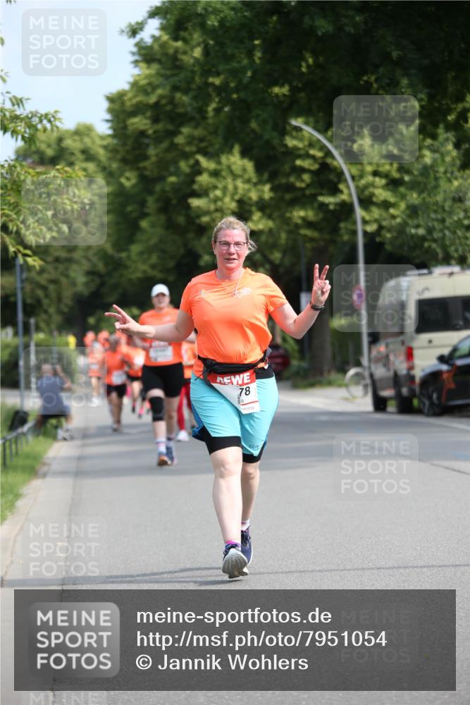 15.06.2025 - REWE Women's Run Jannik Wohlers http://msf.ph/oto/7951054 15.06.2025 09:50:18 Laufen 78 meine-sportfotos.de