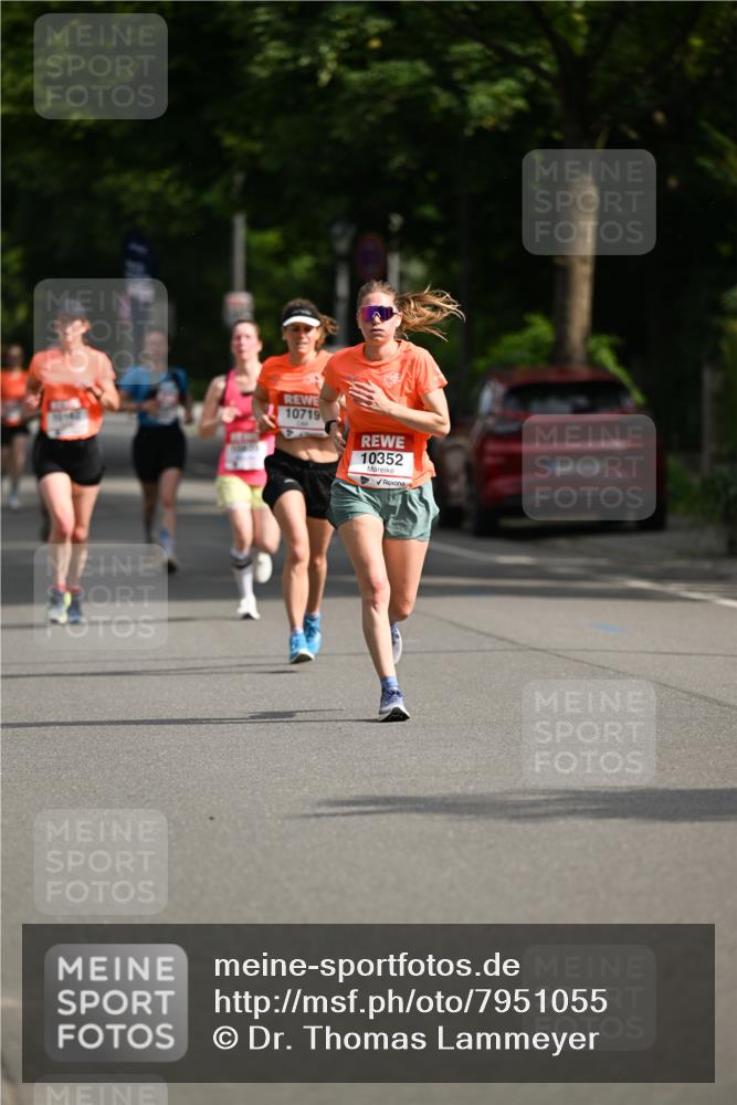 15.06.2025 - REWE Women's Run Dr. Thomas Lammeyer http://msf.ph/oto/7951055 15.06.2025 09:36:48 Laufen 10719, 10352 meine-sportfotos.de