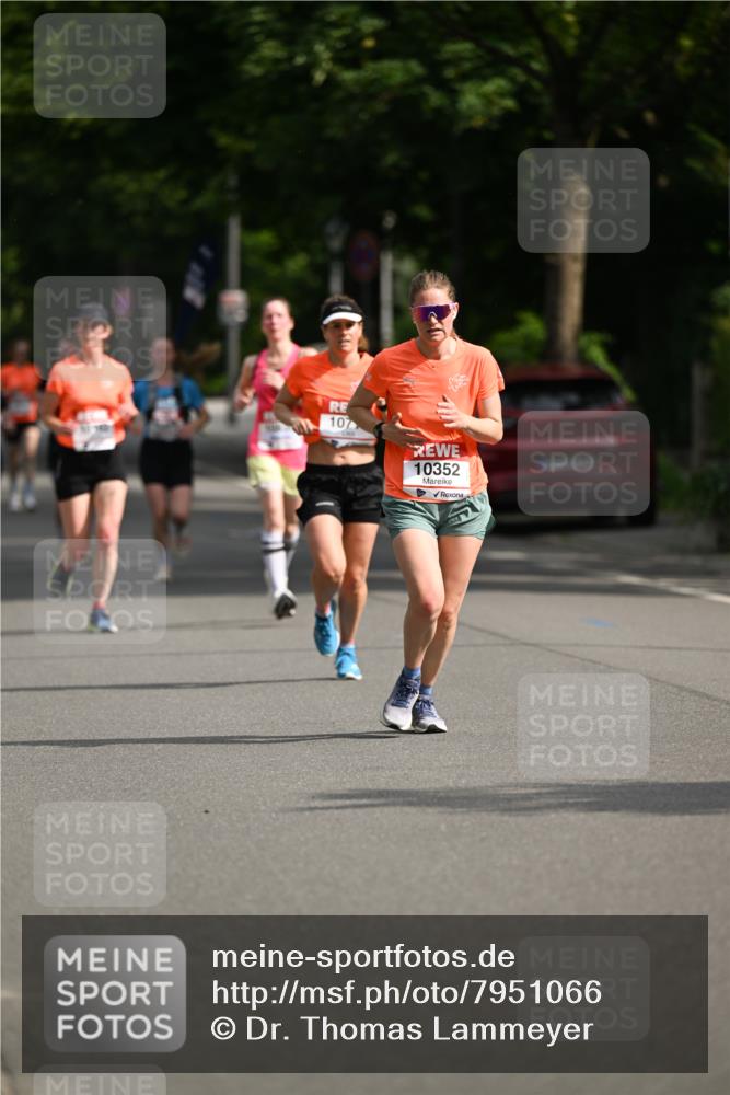 15.06.2025 - REWE Women's Run Dr. Thomas Lammeyer http://msf.ph/oto/7951066 15.06.2025 09:36:48 Laufen 107, 10352 meine-sportfotos.de