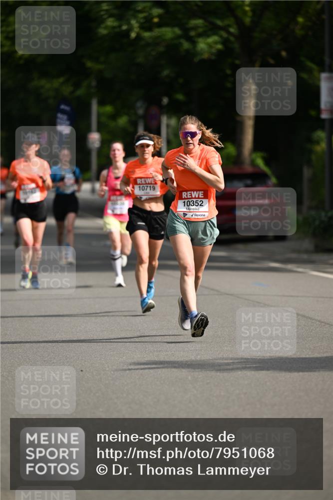 15.06.2025 - REWE Women's Run Dr. Thomas Lammeyer http://msf.ph/oto/7951068 15.06.2025 09:36:48 Laufen 10719, 10352 meine-sportfotos.de