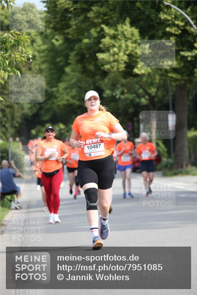 15.06.2025 - REWE Women's Run Jannik Wohlers http://msf.ph/oto/7951085 15.06.2025 09:50:20 Laufen 10487 meine-sportfotos.de