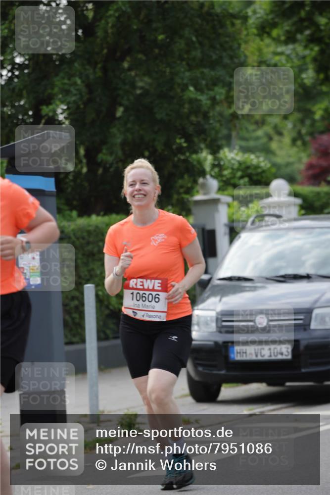 15.06.2025 - REWE Women's Run Jannik Wohlers http://msf.ph/oto/7951086 15.06.2025 08:33:03 Laufen 160, 10606, 1043 meine-sportfotos.de