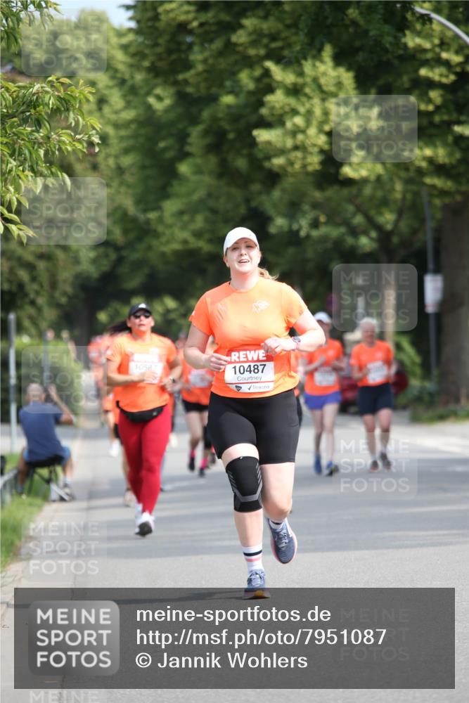 15.06.2025 - REWE Women's Run Jannik Wohlers http://msf.ph/oto/7951087 15.06.2025 09:50:20 Laufen 10487 meine-sportfotos.de