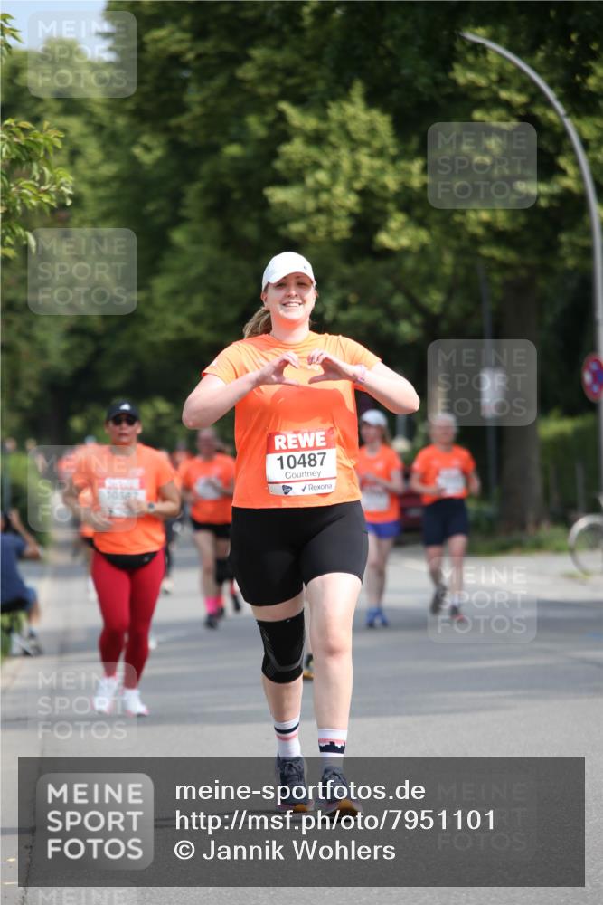 15.06.2025 - REWE Women's Run Jannik Wohlers http://msf.ph/oto/7951101 15.06.2025 09:50:21 Laufen 10582, 10487 meine-sportfotos.de