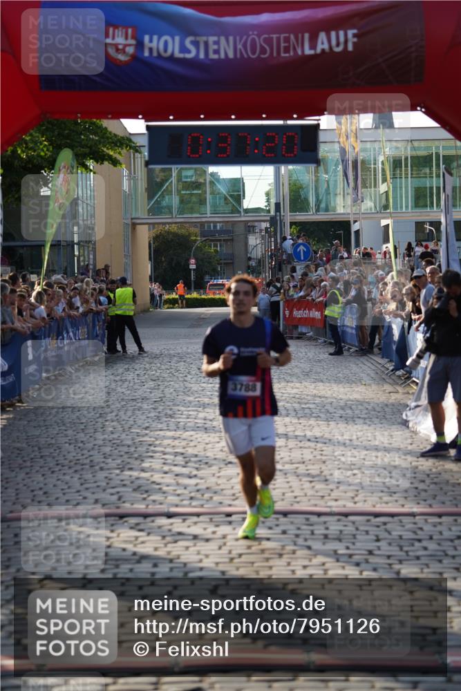 13.06.2025 - Holstenköstenlauf Felixshl http://msf.ph/oto/7951126 13.06.2025 19:37:20 Laufen 3788 meine-sportfotos.de
