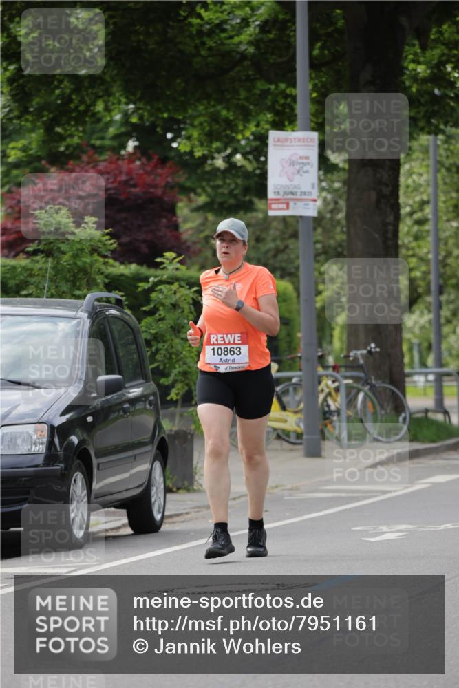 15.06.2025 - REWE Women's Run Jannik Wohlers http://msf.ph/oto/7951161 15.06.2025 08:33:07 Laufen 10863, 15, 2025 meine-sportfotos.de