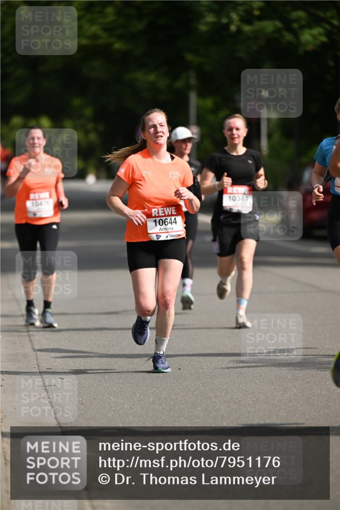 15.06.2025 - REWE Women's Run Dr. Thomas Lammeyer http://msf.ph/oto/7951176 15.06.2025 09:36:54 Laufen 10476, 10644, 10347 meine-sportfotos.de