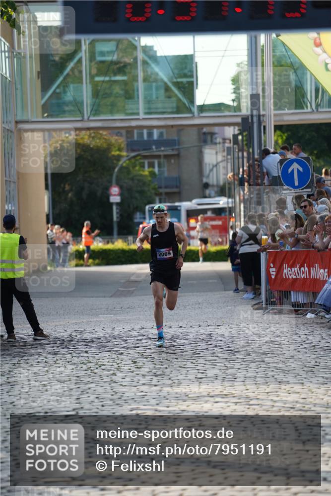 13.06.2025 - Holstenköstenlauf Felixshl http://msf.ph/oto/7951191 13.06.2025 19:37:48 Laufen 2049, 2069 meine-sportfotos.de