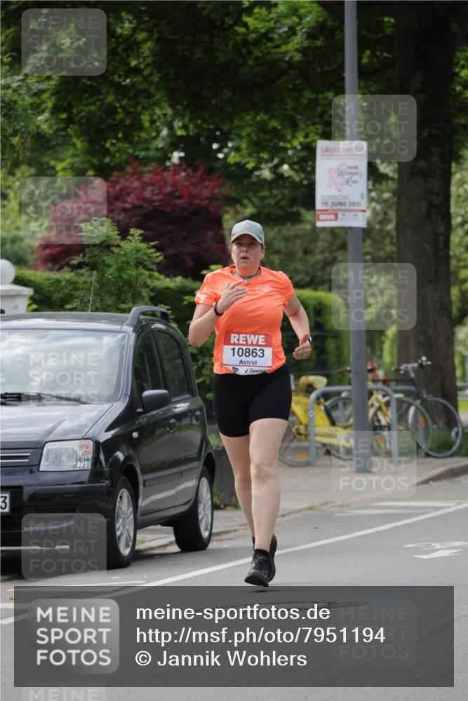 15.06.2025 - REWE Women's Run Jannik Wohlers http://msf.ph/oto/7951194 15.06.2025 08:33:07 Laufen 3, 10863, 15, 2025 meine-sportfotos.de