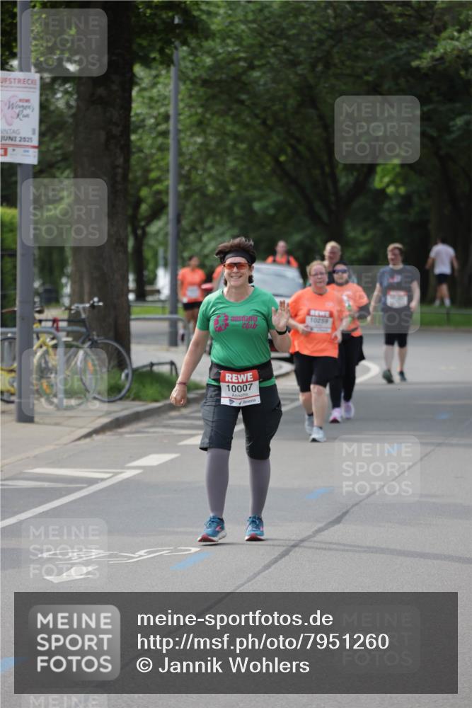 15.06.2025 - REWE Women's Run Jannik Wohlers http://msf.ph/oto/7951260 15.06.2025 08:33:29 Laufen 2025, 10259, 10007 meine-sportfotos.de
