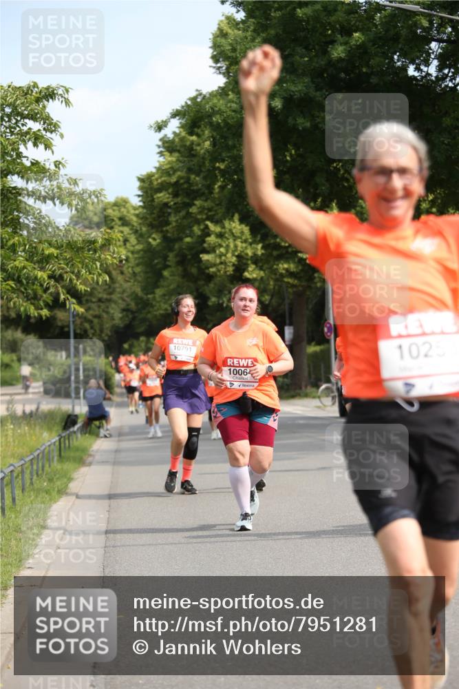 15.06.2025 - REWE Women's Run Jannik Wohlers http://msf.ph/oto/7951281 15.06.2025 09:50:32 Laufen 10791, 1006, 1025 meine-sportfotos.de