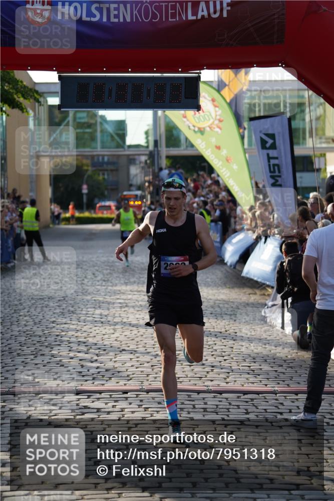 13.06.2025 - Holstenköstenlauf Felixshl http://msf.ph/oto/7951318 13.06.2025 19:37:53 Laufen 2049, 2069 meine-sportfotos.de