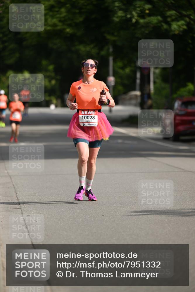 15.06.2025 - REWE Women's Run Dr. Thomas Lammeyer http://msf.ph/oto/7951332 15.06.2025 09:37:12 Laufen 10028 meine-sportfotos.de