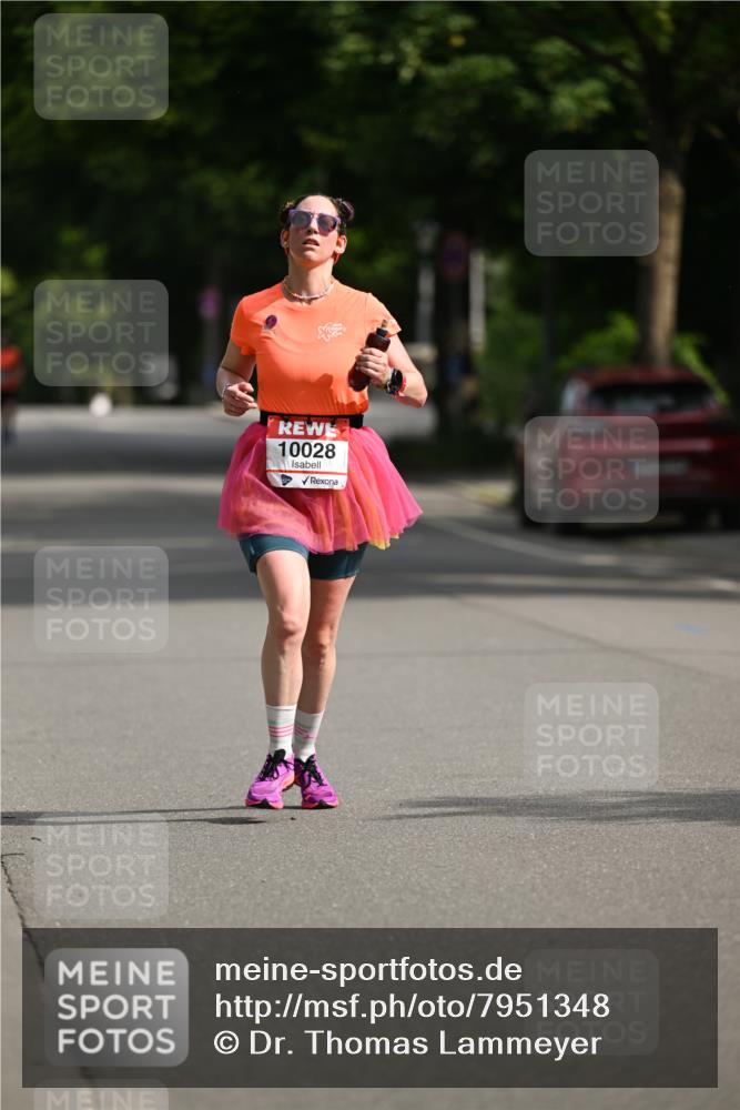 15.06.2025 - REWE Women's Run Dr. Thomas Lammeyer http://msf.ph/oto/7951348 15.06.2025 09:37:13 Laufen 10028 meine-sportfotos.de