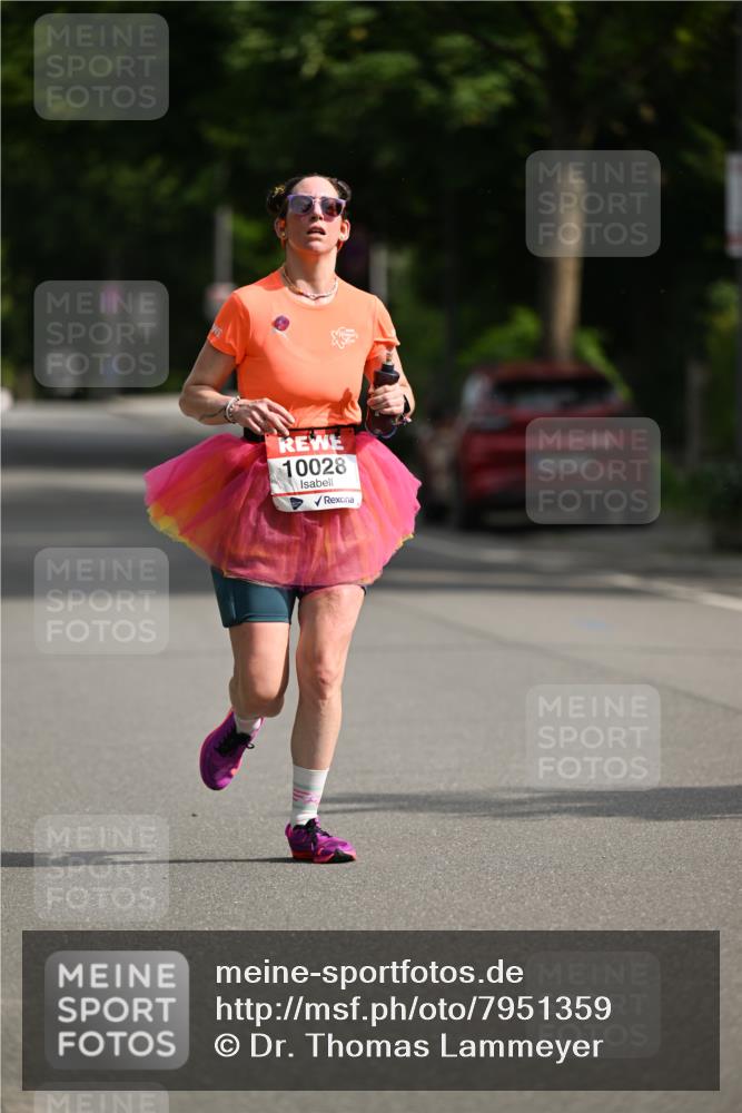 15.06.2025 - REWE Women's Run Dr. Thomas Lammeyer http://msf.ph/oto/7951359 15.06.2025 09:37:14 Laufen 10028 meine-sportfotos.de
