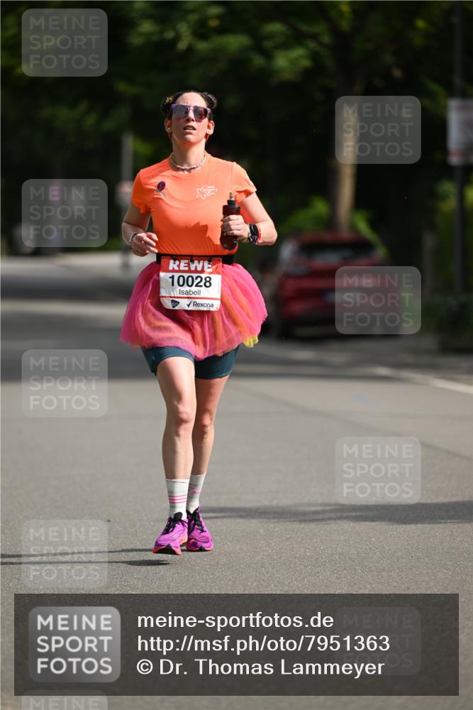 15.06.2025 - REWE Women's Run Dr. Thomas Lammeyer http://msf.ph/oto/7951363 15.06.2025 09:37:14 Laufen 10028 meine-sportfotos.de