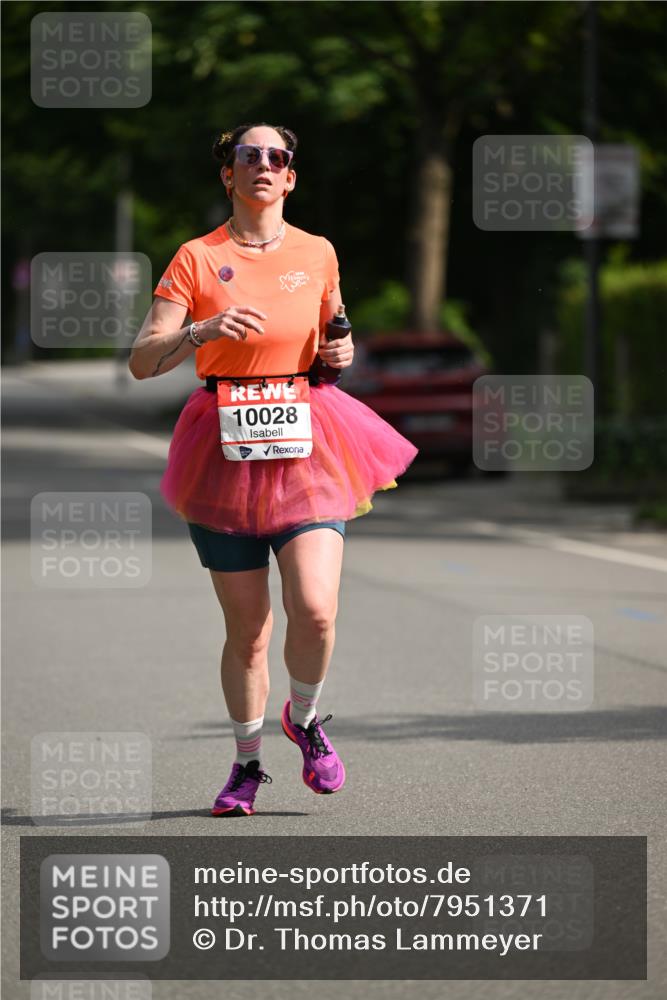 15.06.2025 - REWE Women's Run Dr. Thomas Lammeyer http://msf.ph/oto/7951371 15.06.2025 09:37:14 Laufen 10028 meine-sportfotos.de