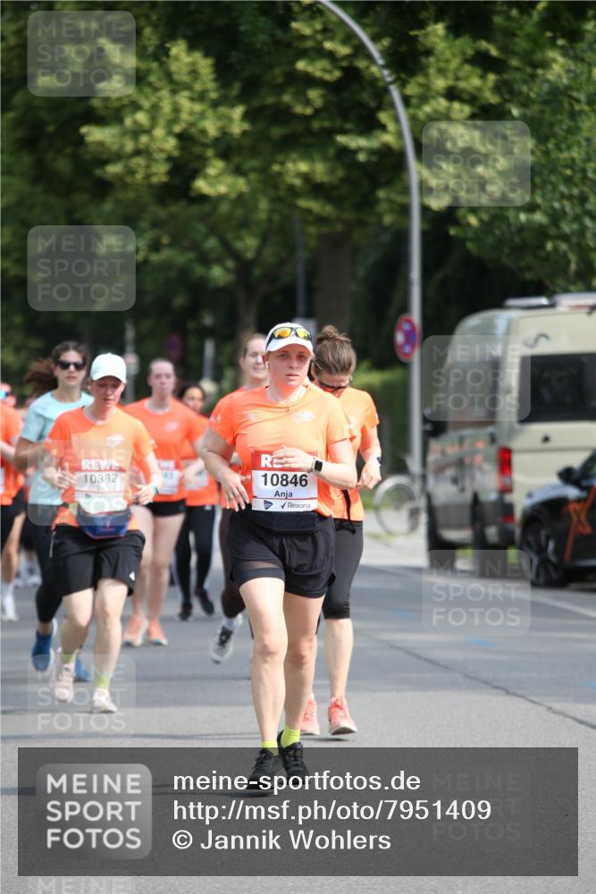 15.06.2025 - REWE Women's Run Jannik Wohlers http://msf.ph/oto/7951409 15.06.2025 09:50:50 Laufen 10382, 10846 meine-sportfotos.de