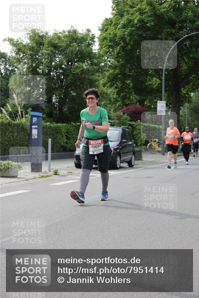 15.06.2025 - REWE Women's Run Jannik Wohlers http://msf.ph/oto/7951414 15.06.2025 08:33:36 Laufen 10007, 10259 meine-sportfotos.de