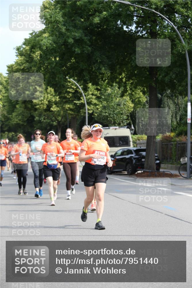 15.06.2025 - REWE Women's Run Jannik Wohlers http://msf.ph/oto/7951440 15.06.2025 09:50:52 Laufen  meine-sportfotos.de