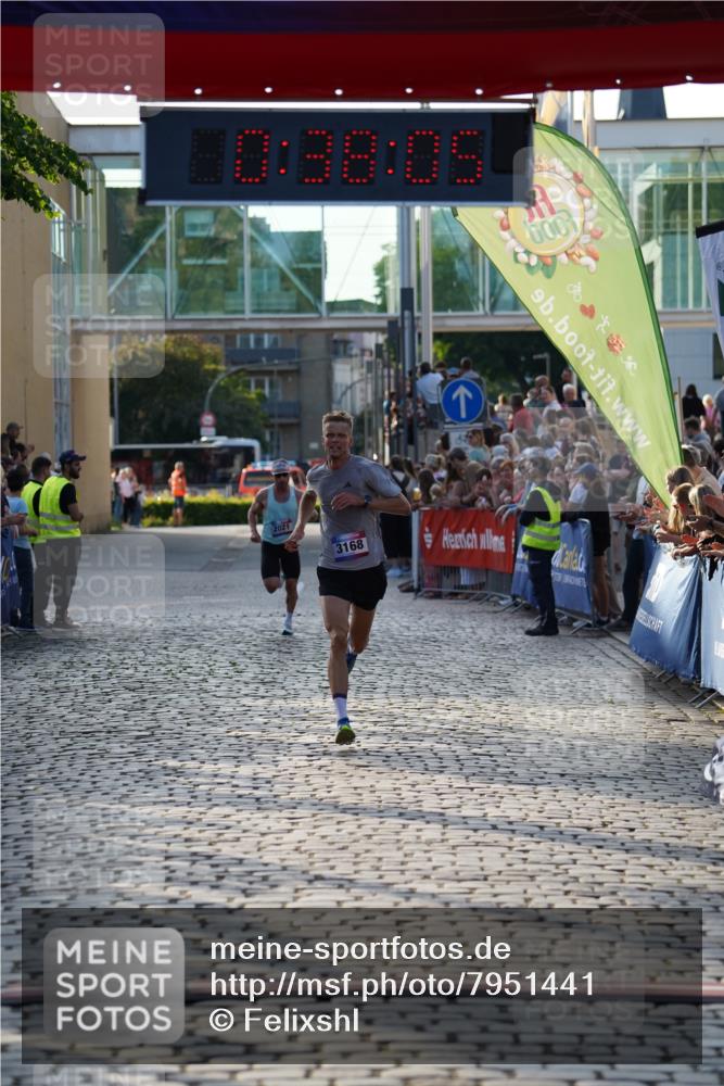 13.06.2025 - Holstenköstenlauf Felixshl http://msf.ph/oto/7951441 13.06.2025 19:38:04 Laufen 2021, 3168 meine-sportfotos.de