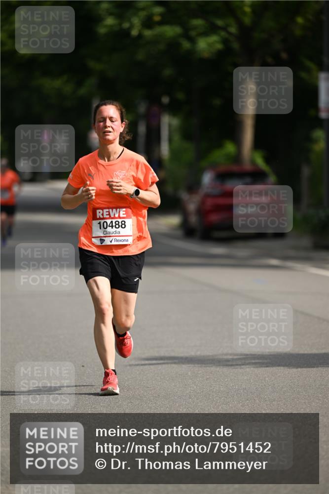 15.06.2025 - REWE Women's Run Dr. Thomas Lammeyer http://msf.ph/oto/7951452 15.06.2025 09:37:25 Laufen 10488 meine-sportfotos.de