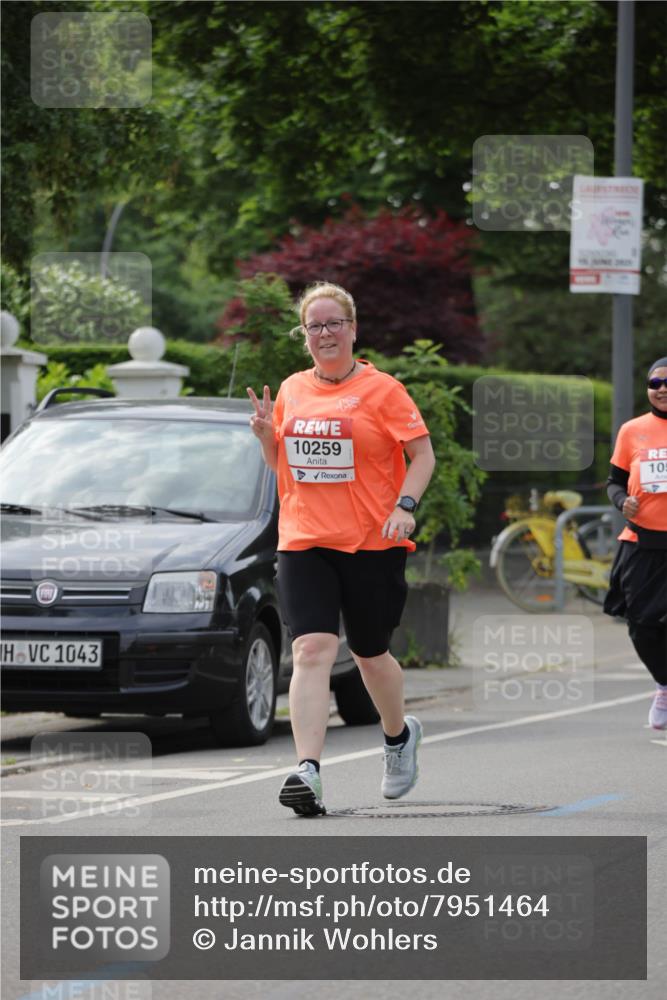 15.06.2025 - REWE Women's Run Jannik Wohlers http://msf.ph/oto/7951464 15.06.2025 08:33:38 Laufen 1043, 9, 202, 10259, 10 meine-sportfotos.de